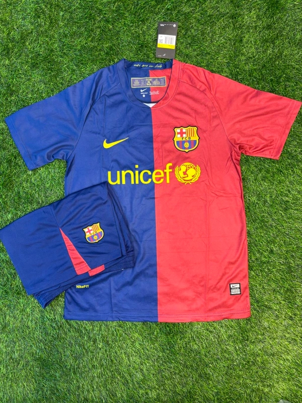 Retro FC Barcelona 2009 Home Fan Edition With Short - XL