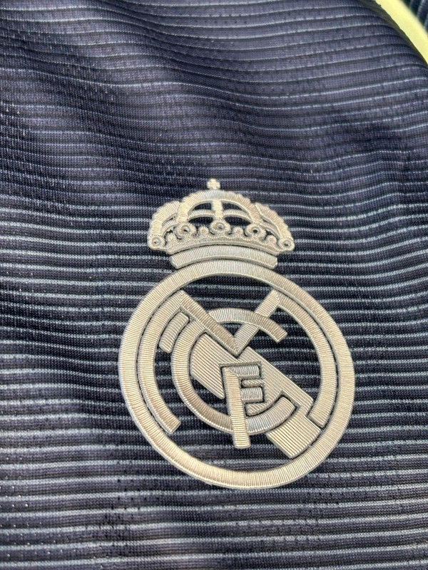 Madrid 25/26 Away Player Edition Half Sleeve - S
