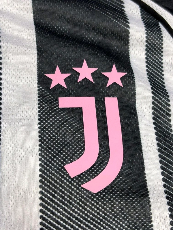 Juventus FC 25/26 Home Player Edition Half Sleeve - M