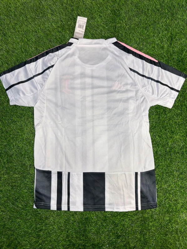 Juventus FC 25/26 Home Kit Fan Edition With Short - XL