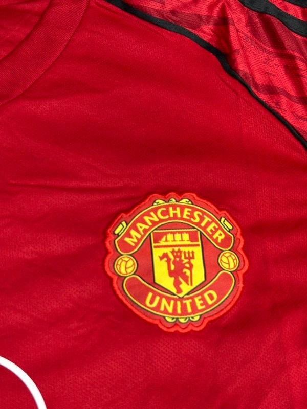 Manchester United 25/26 Home Kit Fan Edition With Short - XL