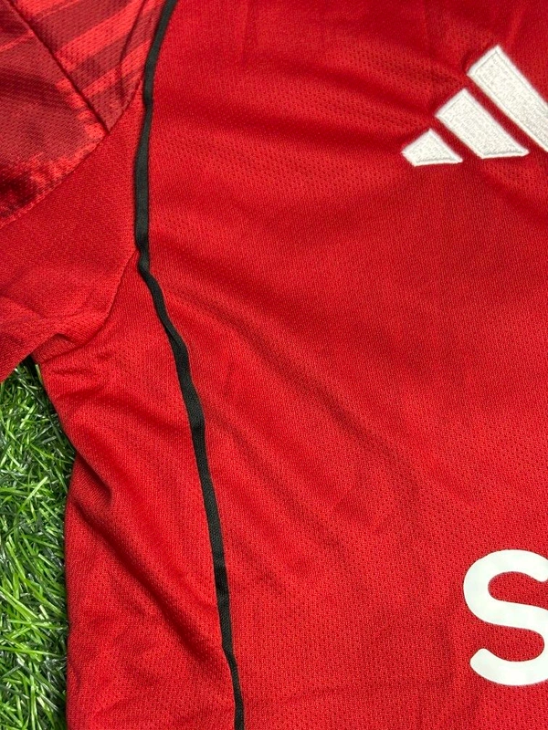 Manchester United 25/26 Home Kit Fan Edition With Short - XL