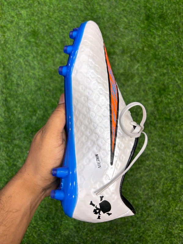 Hypervenom Phantom White Blue FG Low-top With Lace - 5.5