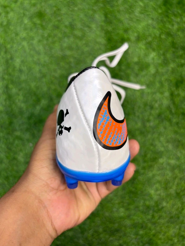 Hypervenom Phantom White Blue FG Low-top With Lace - 6