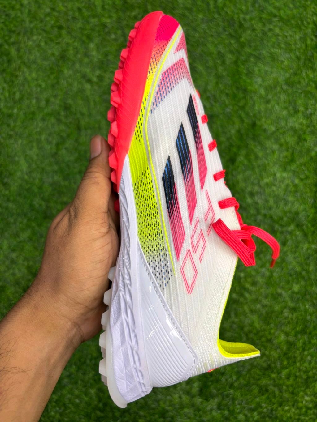 F50 White Orange Mix Colour AG/Turf With Lace