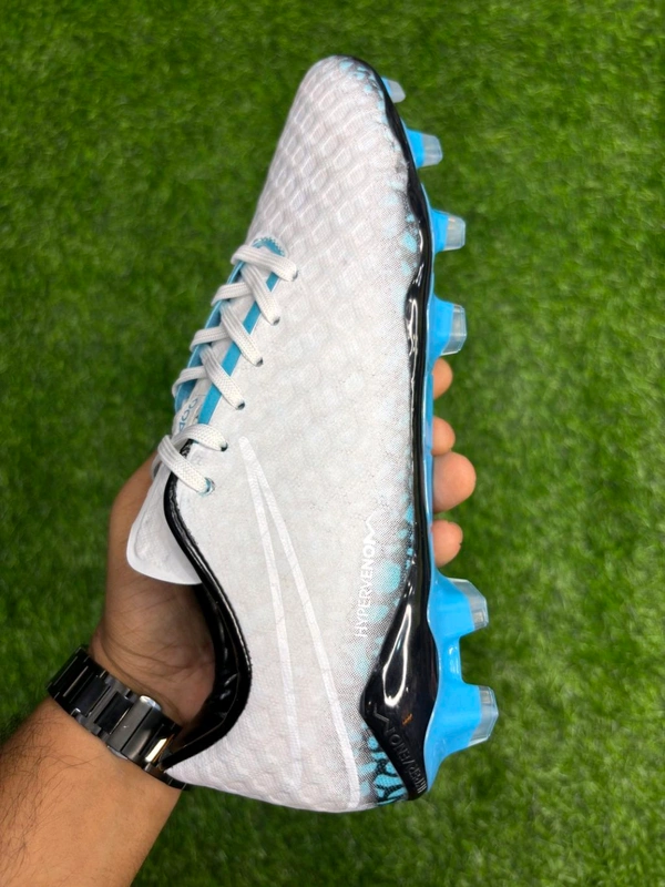 Hypervenom Phantom 3 White Low-top FG With Lace(Colour Changing) - 8.5
