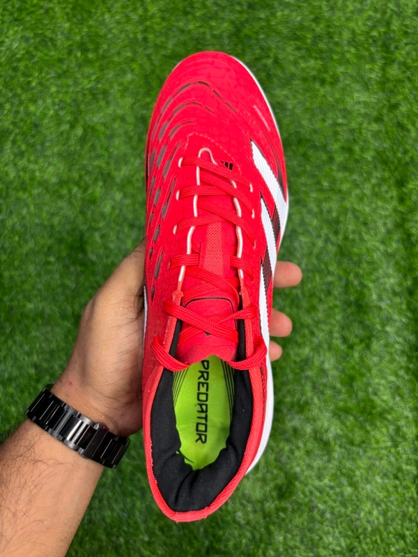 Predator Elite Red Colour AG/Turf Low-top With Lace - 6.5