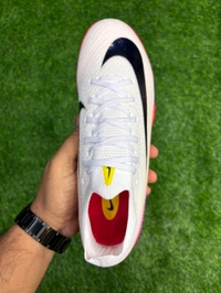 Mercurial Vapor 16 White Red Low-top AG/Turf With Lace - 10