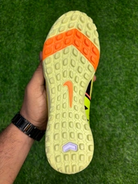 Mercurial Vapor 16 Yellow Green AG/Turf Low-top With Lace - 7.5