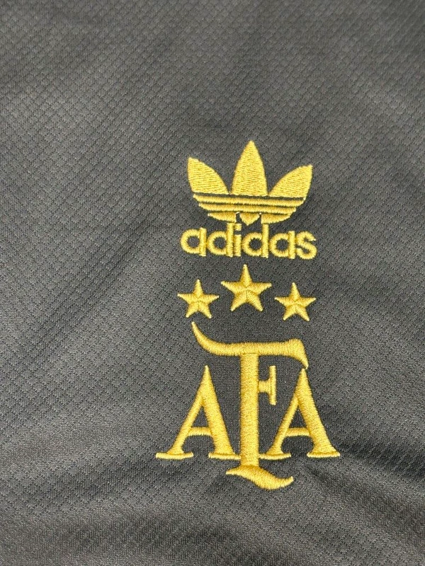 Argentina 2025 Pre-match Black Kit Fan Edition With Short - L