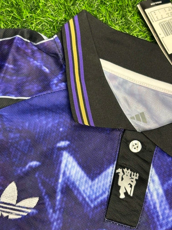 Manchester United Violet Special Fan Edition With Short - S