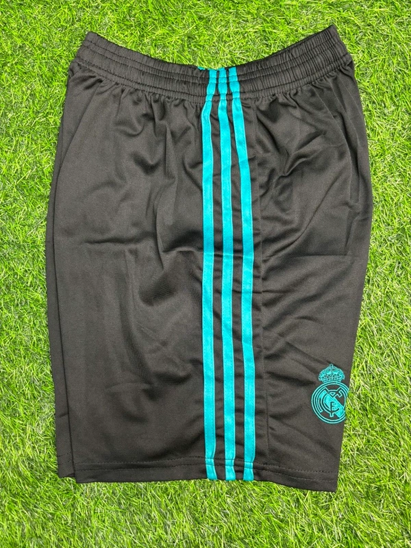 Retro Madrid 2017/18 Away Kit Fan Edition With Short - S