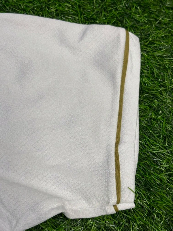 Retro Madrid 2011/12 Home Kit Fan Edition With Short - M