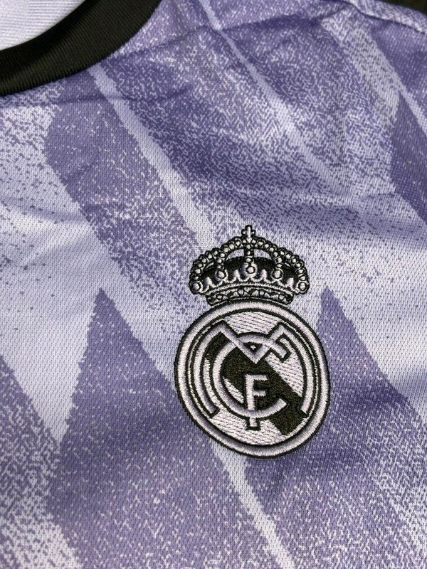 Madrid 22/23 Away Kit Fan Editon With Short - M