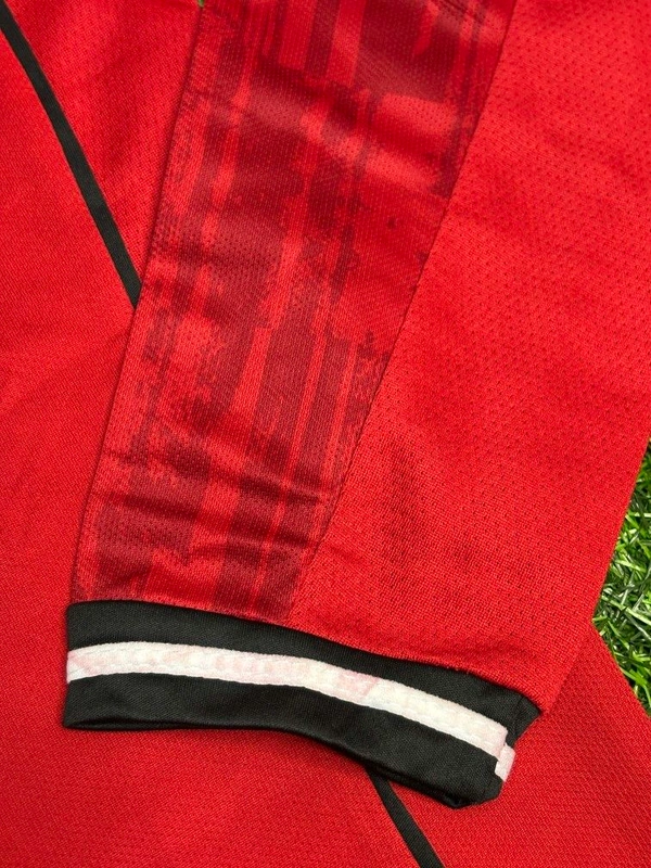 Manchester United 25/26 Home Master Edition Full Sleeve - S