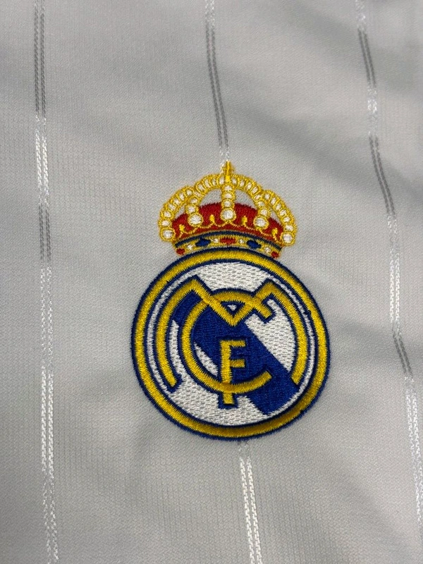 Retro Madrid 2012-13 Home Kit Full Sleeve - L