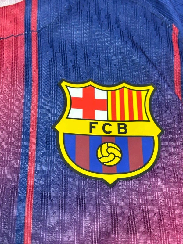 FC Barcelona 25/26 Home Kit Player Edition Full Sleeve - XL