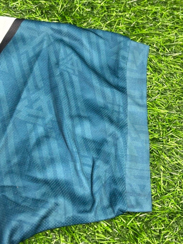 Retro Germany 1996 Away Kit Fan Edition With Short - XL