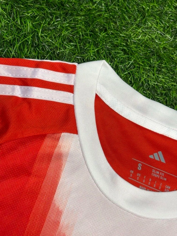 Bayern Munich 25/26 Home Kit Fan Edition With Short - M