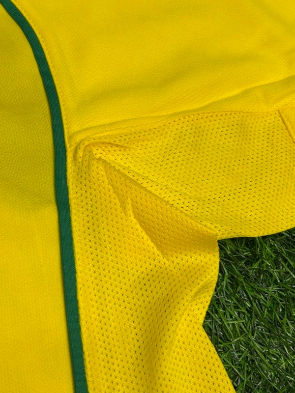 Brazil Home 2004 Copa America Champions Retro Jersey - S