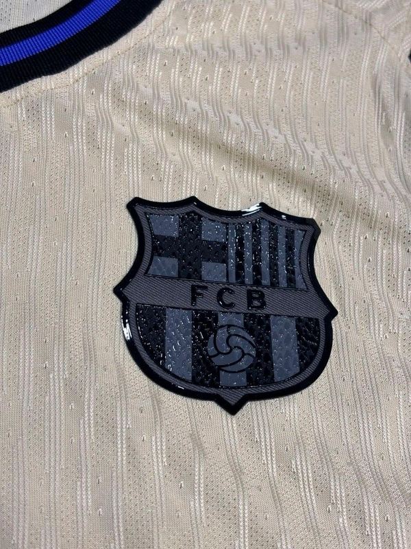 FC Barcelona 25/26 Away X Kobe Kit Player Edition - S