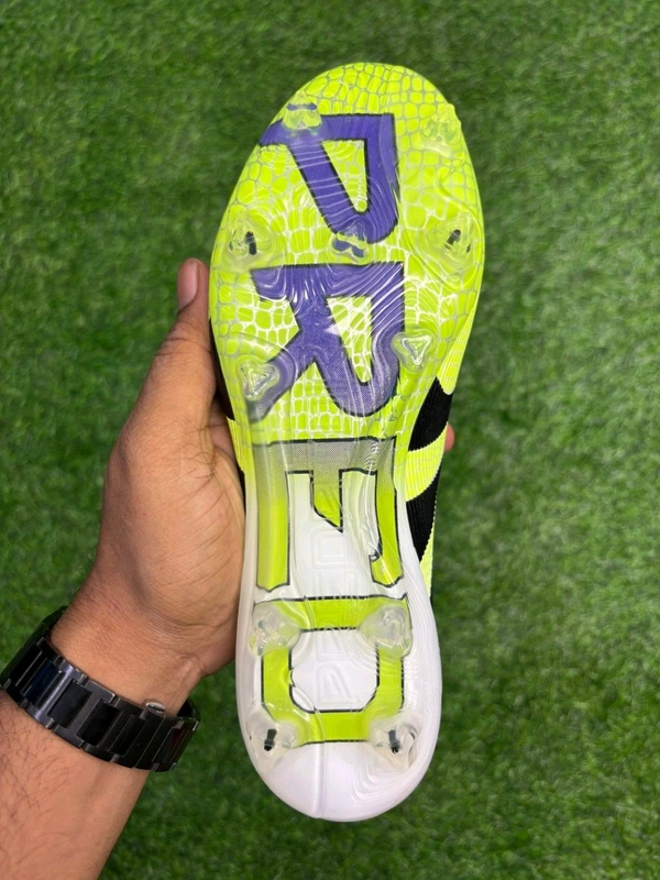 Predator Elite White Green Colour Low-top FG With Lace - 10.5