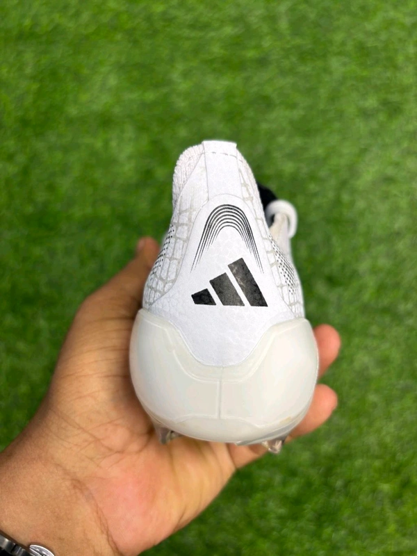 Predator Elite White Green Colour Low-top FG With Lace - 10.5