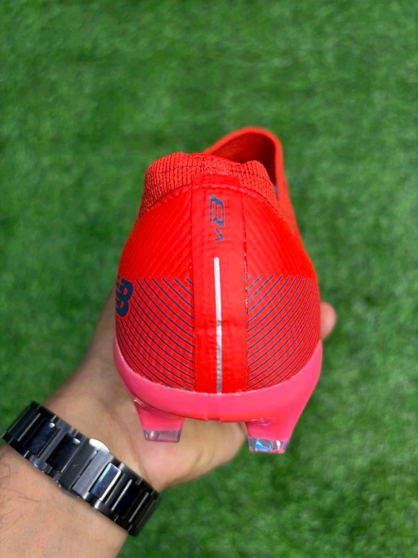Unisex Furon Elite FG V8 Red Colour Low-top With lace - 10.5
