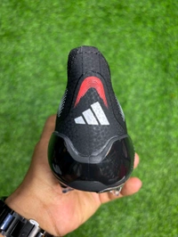 Predator Elite Black And Red Low-top FG Without Lace - 9.5