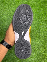 Total 90 III Futsal 5 White And Gold Colour With Lace - 10