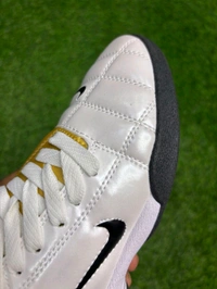 Total 90 III Futsal 5 White And Gold Colour With Lace - 10