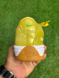 Total 90 III Futsal 5 Gold Colour With Lace - 9