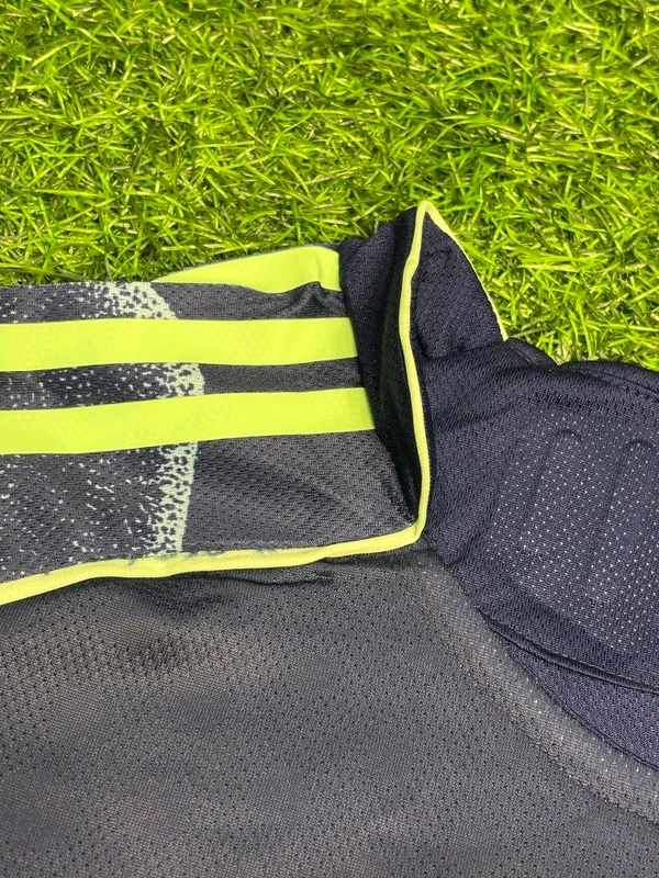 Ajax 25/26 Away Kit Player Edition - L