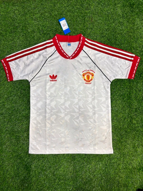 Retro Manchester United 1991 European Cup Final Jersey - S