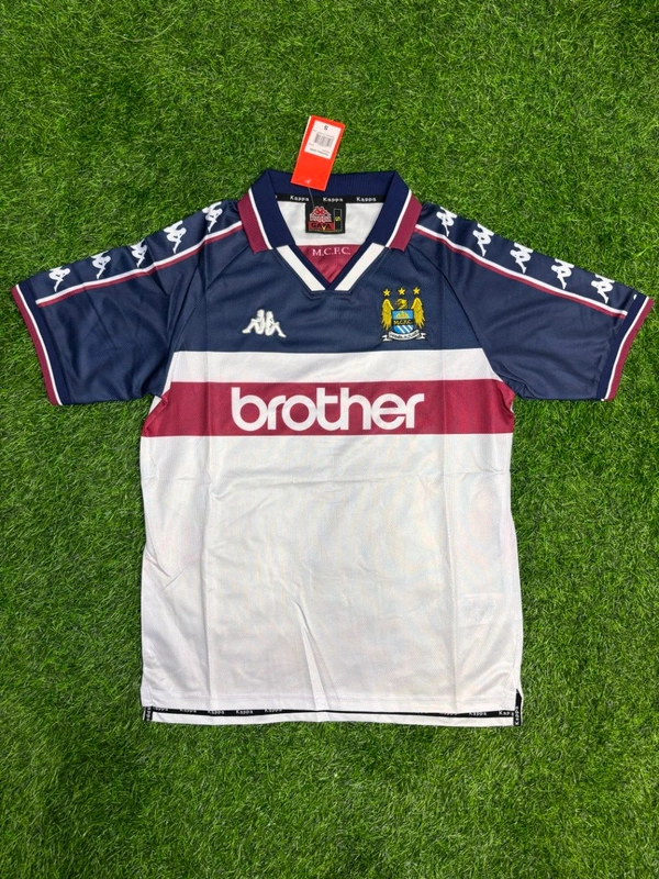 Retro Manchester City 1997/98 Away Kit Half Sleeve - L