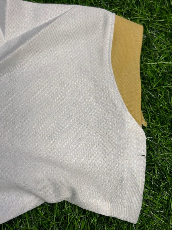 Retro Manchester United 2006/08 Away Kit Half Sleeve - XL