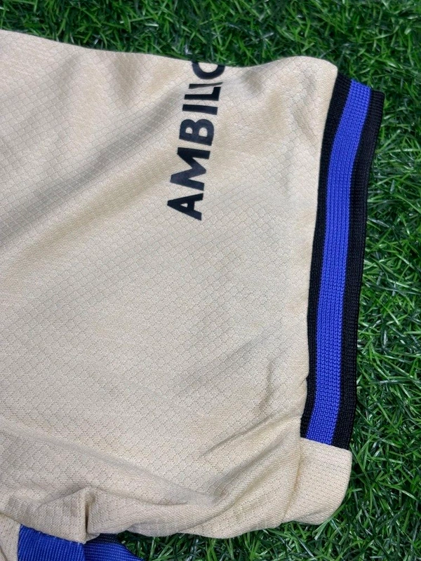 FC Barcelona 25/26 Away Kit Fan Edition With Short - M