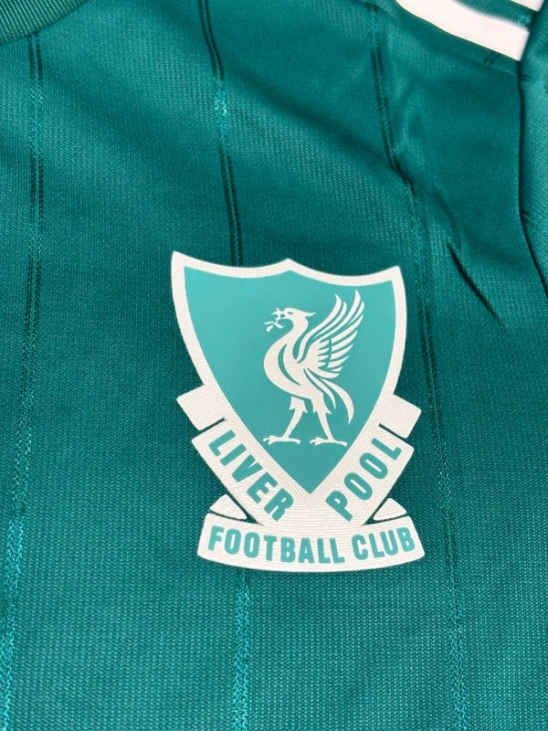 Liverpool FC 25/26 3rd Kit Player Edition Half Sleeve - L