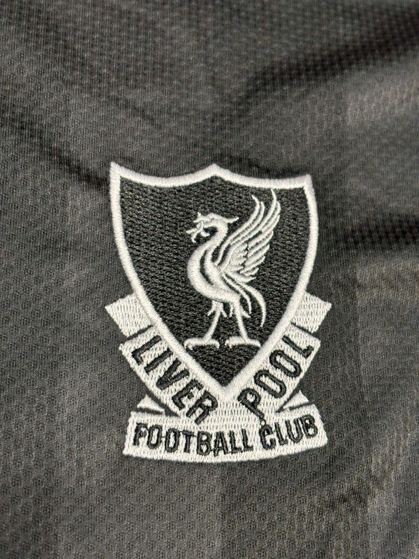 Liverpool FC 25/26 Goalkeeper Kit Fan Edition With Short - S