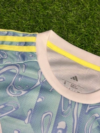 Juventus FC 25/26 Away Kit Fan Edition With Short - S