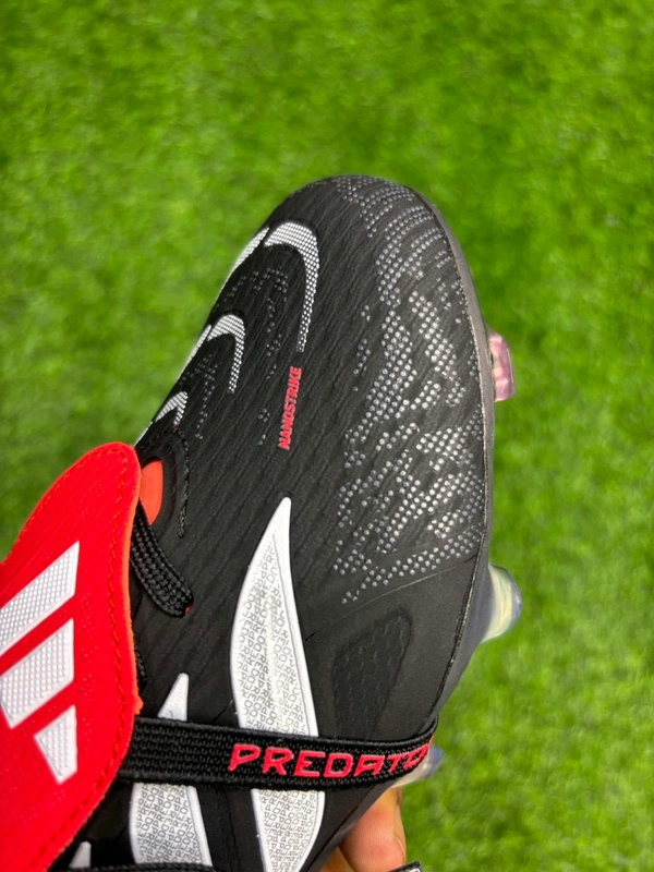 Predator Elite Foldover FG Red And Black With lace - 6