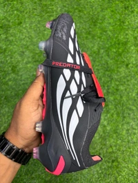 Predator Elite Foldover FG Red And Black With lace - 9