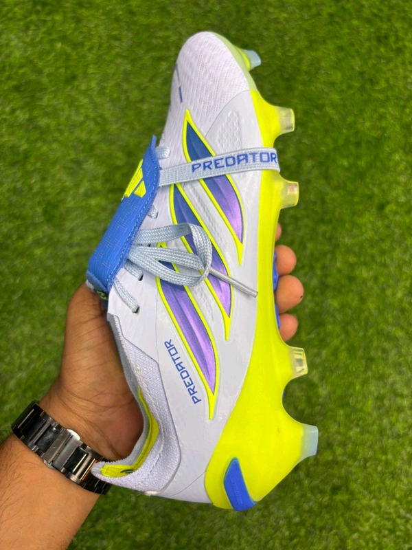 Predator Foldover Elite Green Blue Colour FG With Lace - 6.5