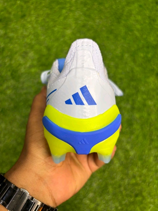 Predator Foldover Elite Green Blue Colour FG With Lace - 7.5