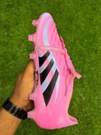 Predator Foldover Elite Light Pink Colour FG With Lace - 8