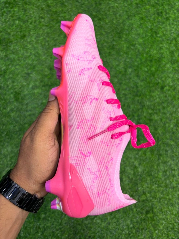 Ultra Ultimate Baby Pink Colour FG Low-top With Lace - 7.5