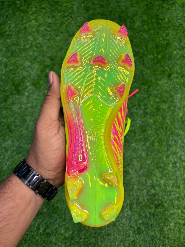 Unisex Furon Elite FG V8 Yellow Colour Low-top With lace - 6.5