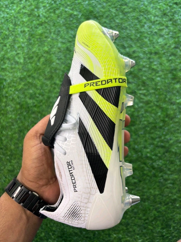 Predator Elite Foldover White And Green SG With Lace (Metal Changer) - 9