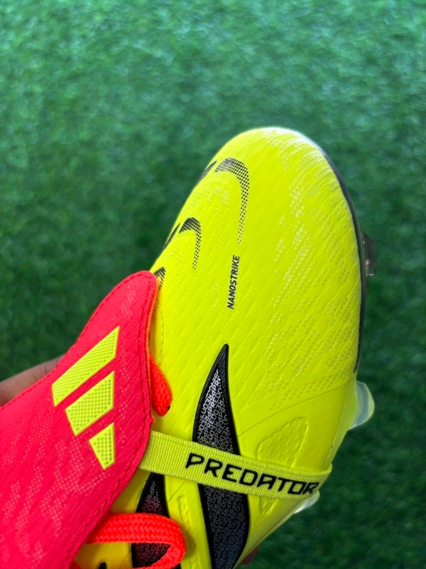 Predator Elite Foldover Yellow Colour FG With Lace - 8
