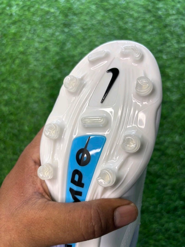 Tiempo Legend 9 Elite White Low-top FG With Lace - 7.5